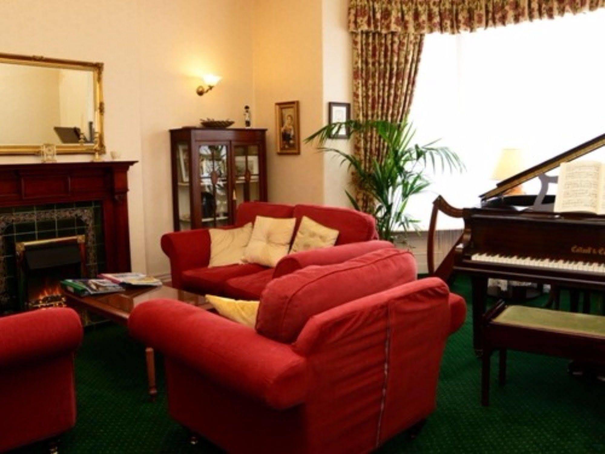 Adcote House (Adults Only) Hotell Llandudno Eksteriør bilde